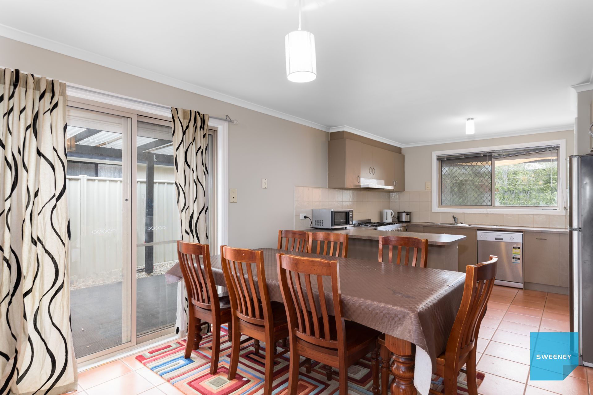 13 Macklin Way, Caroline Springs - Thumbnail 4