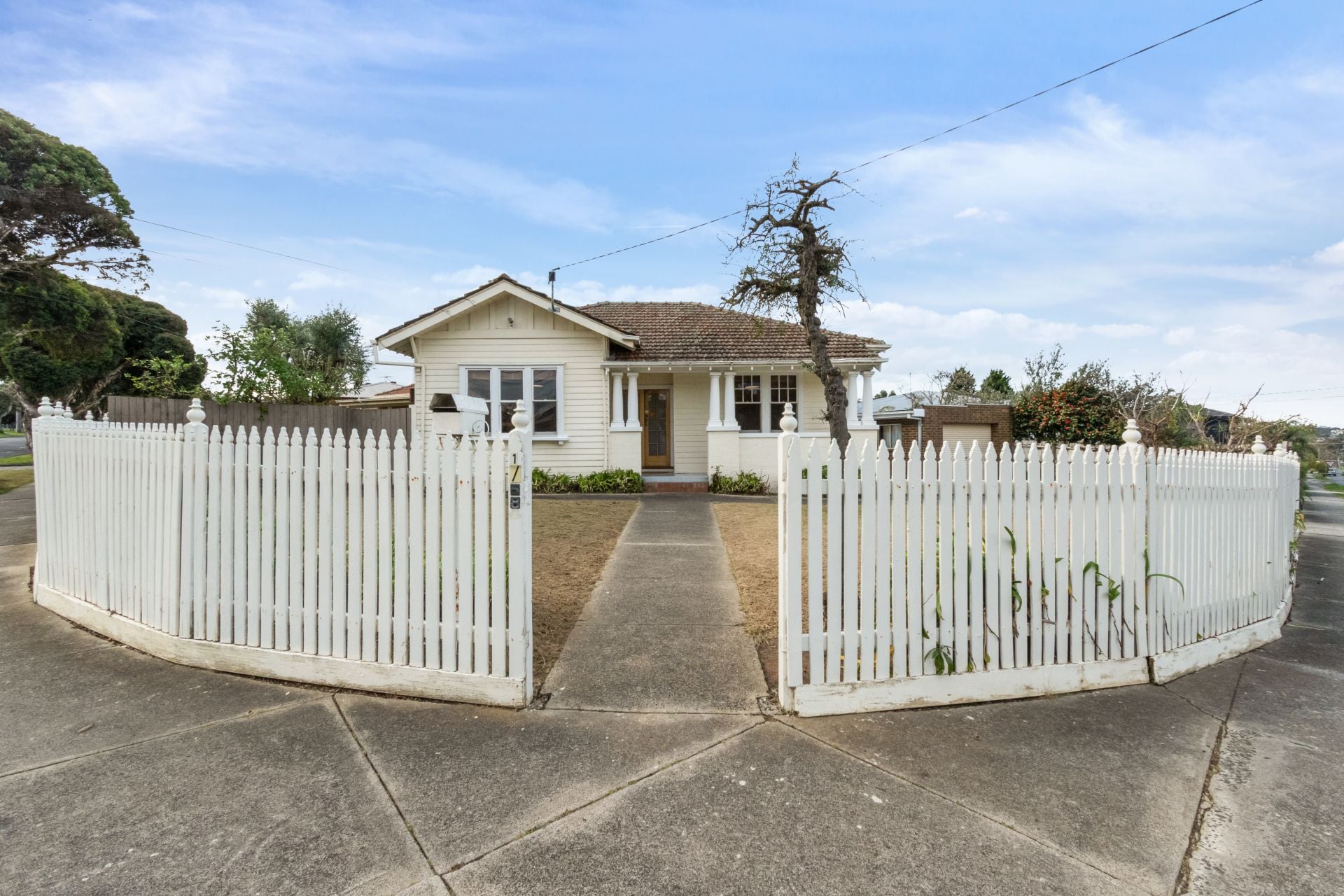 PICTURE PERFECT HOME