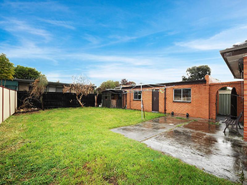 28 Waters Drive, Seaholme - Thumbnail 8