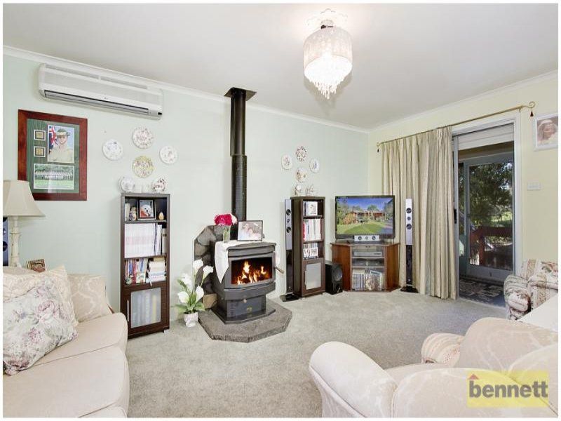 137 Slopes Road, North Richmond - Thumbnail 2