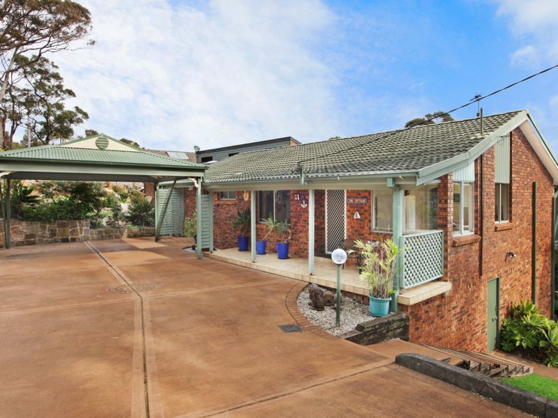 Real Estate For Sale 8 Vista Avenue Copacabana , NSW