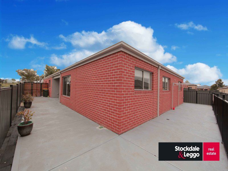 13 Allendale Avenue WOLLERT, Wollert - Thumbnail 2