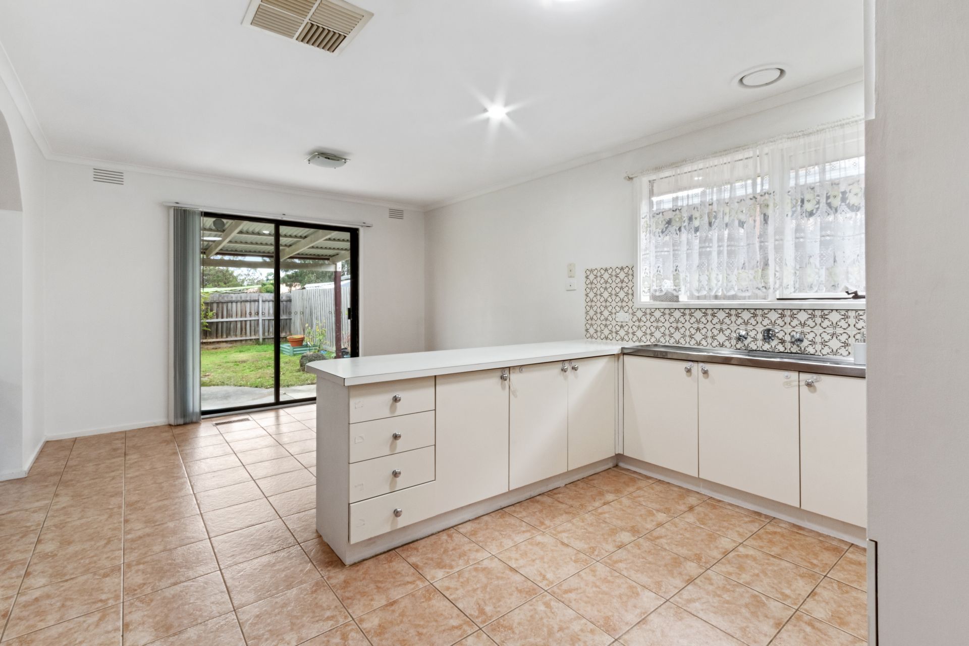 LOCATION, TRANQUILLITY & CONVENIENCE