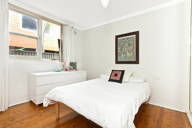 4 Searl Road