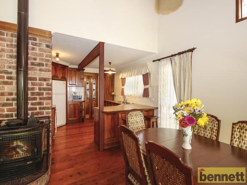 140 Lieutenant Bowen Road, Bowen Mountain - Thumbnail 6