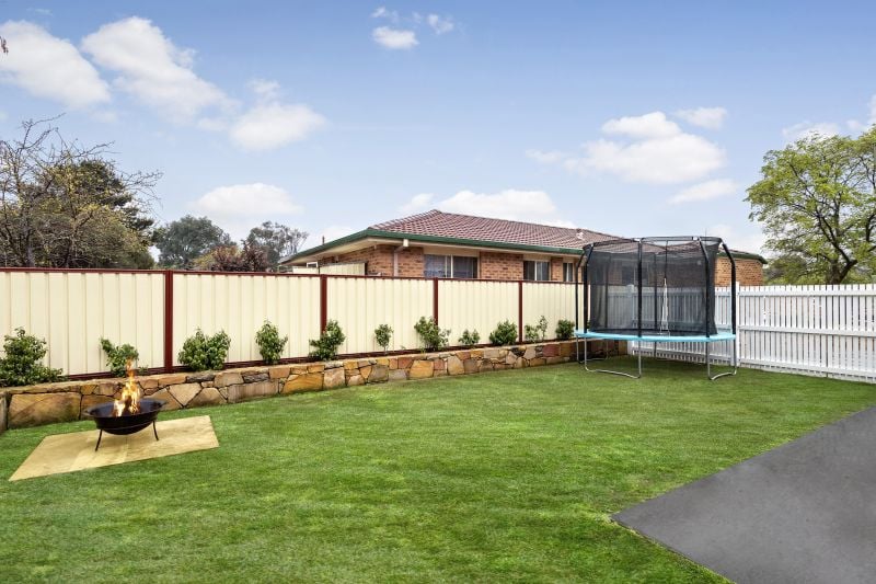 Real Estate For Sale 10 Attunga Street Ngunnawal , ACT