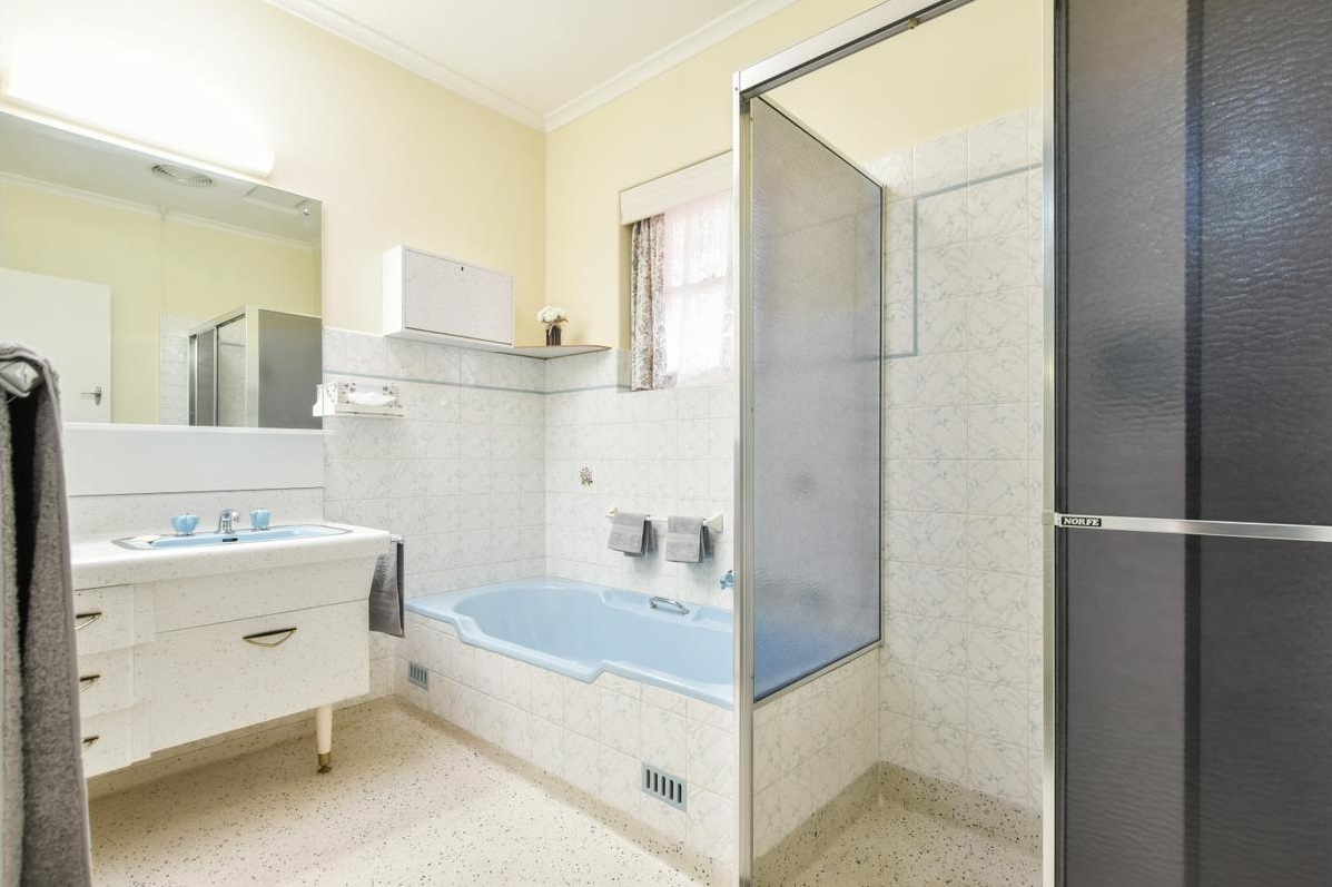 13 Creighton Ave Morphett Vale 5162