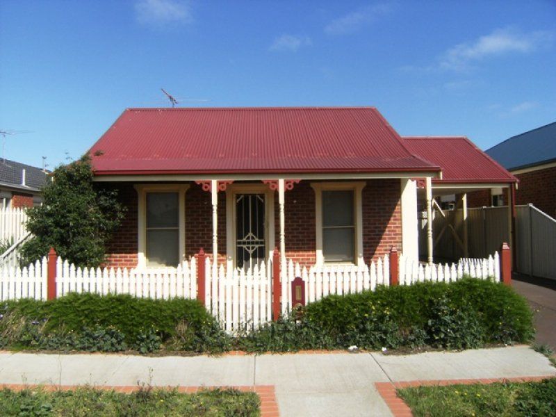 12 Smethwick Green, Caroline Springs - Thumbnail 2