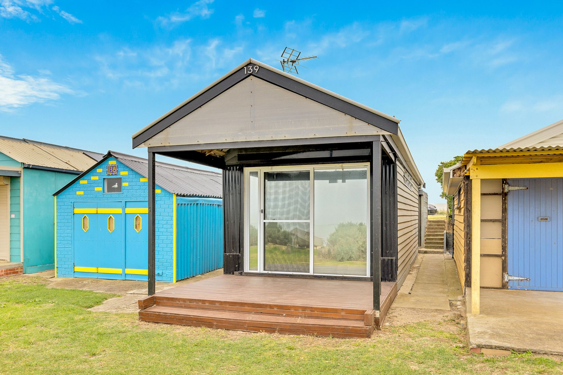 139 Campbells Cove Road, Werribee South OBrien Real Estate