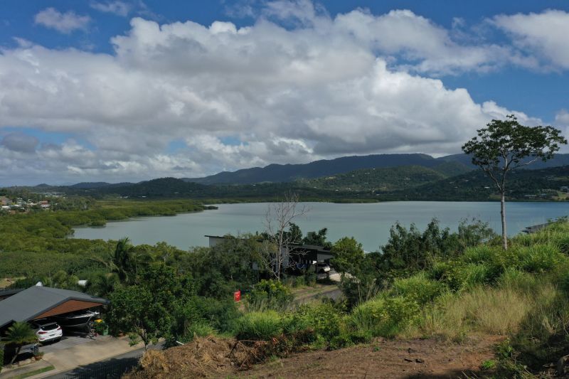 24 Beth Court, Cannonvale Taylors Property Specialists