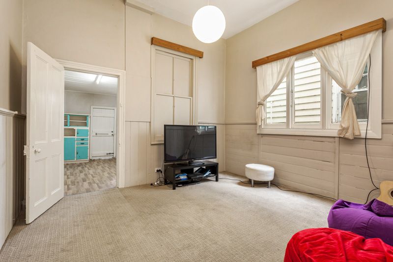 61 Creswick Street, Footscray - Thumbnail 3