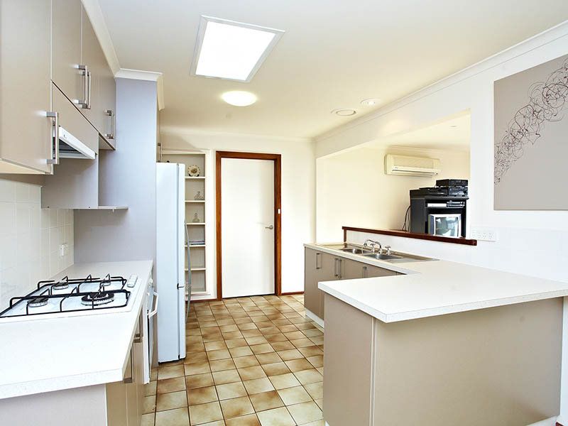 27 Roach Drive, ALTONA MEADOWS, Altona Meadows - Thumbnail 6