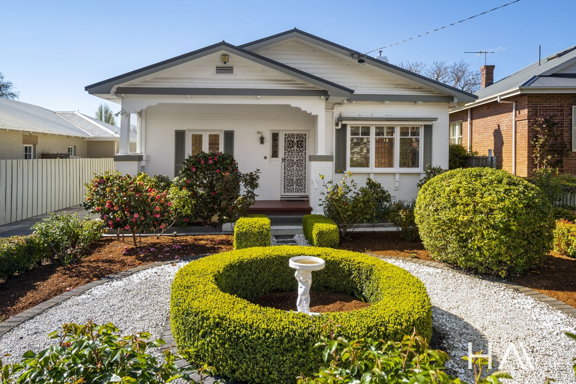 12 Elma Road Sandy Bay, Sandy Bay - Thumbnail 2