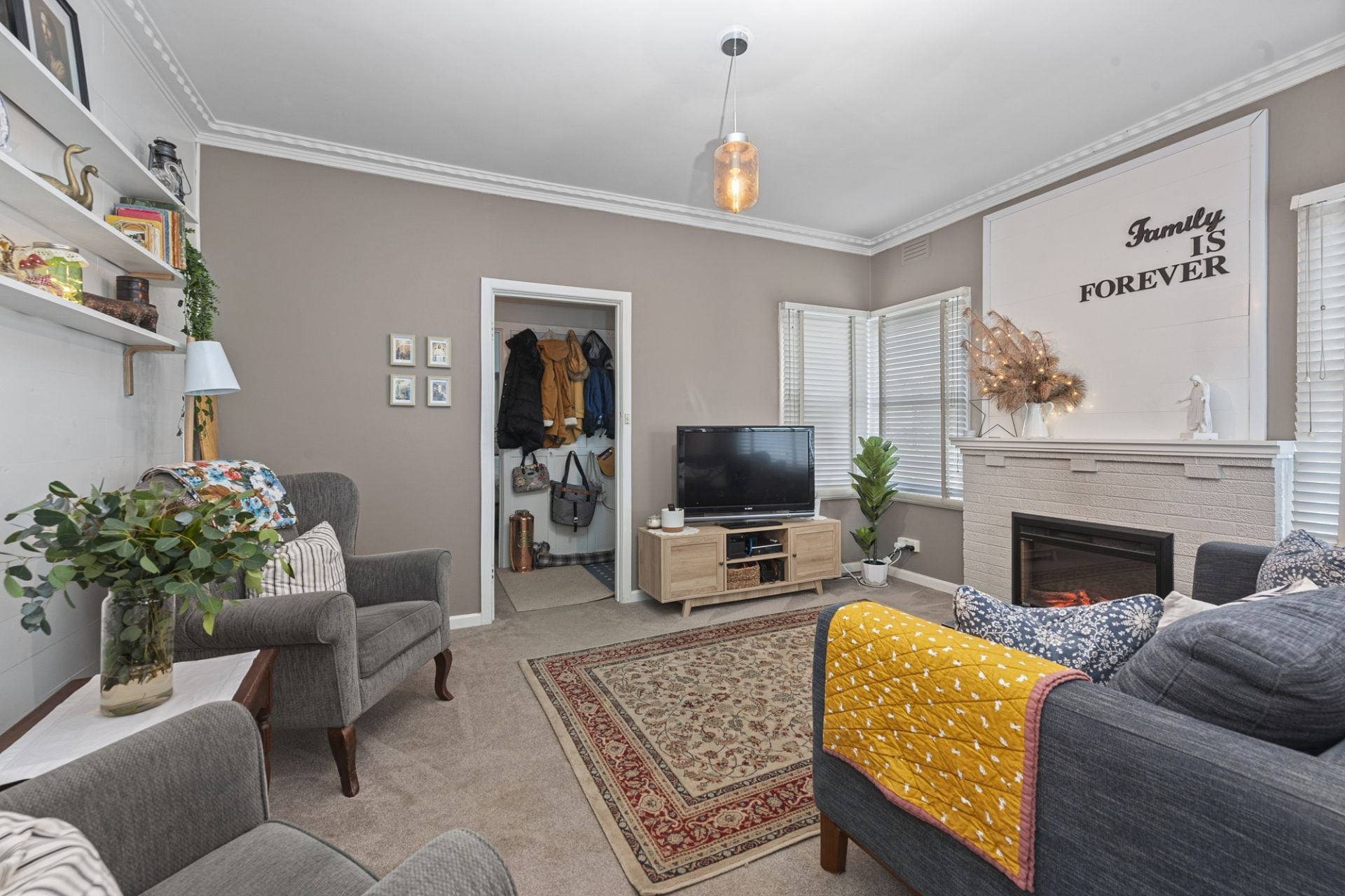 10 Romney Street, Wendouree, Wendouree, Wendouree - Thumbnail 4