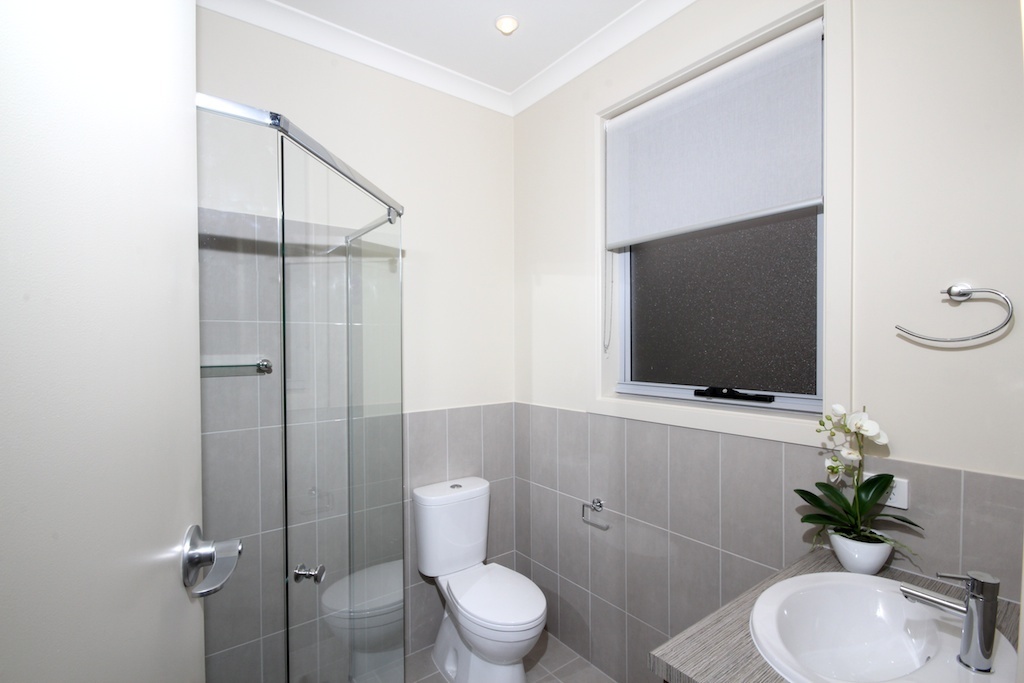 18 The Strand Lightsview 5085