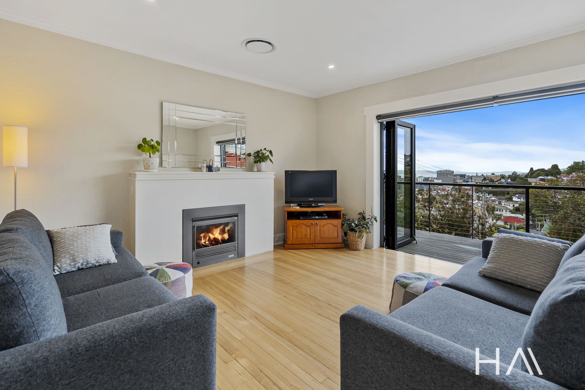 1 Minallo Avenue West Hobart, West Hobart - Thumbnail 5