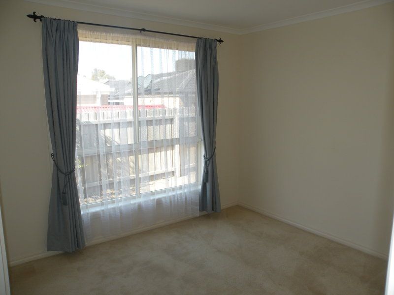 6 Alessia Grove MERNDA, Mernda - Thumbnail 8