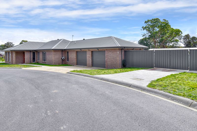 7 Hains Close Beaufort VIC, Beaufort - Thumbnail 4