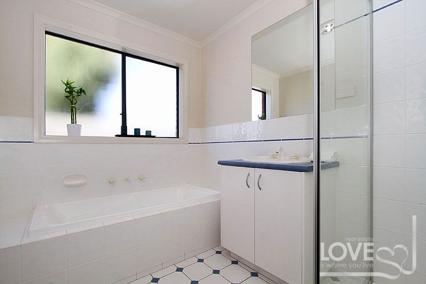IDEAL FAMILY HOME IN PRIME SOUTH MORANG LOCATION   *Insp Sat 17th Jun @ 9:30am*