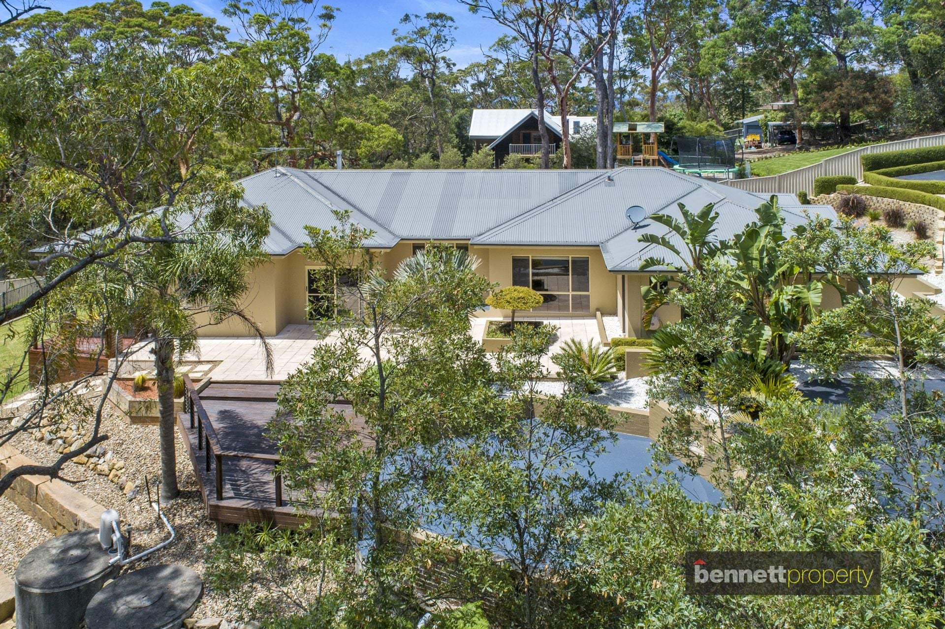 345 Lieutenant Bowen Drive, Bowen Mountain - Thumbnail 3