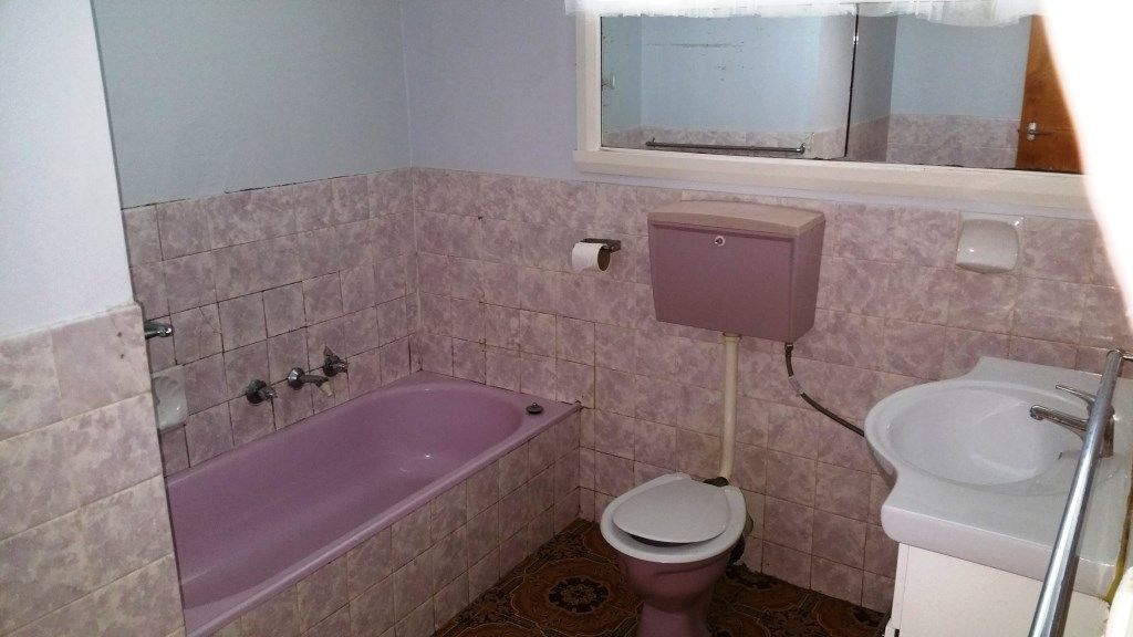 3 BEDROOM HOME, CLOSE TO ALL AMENITIES...