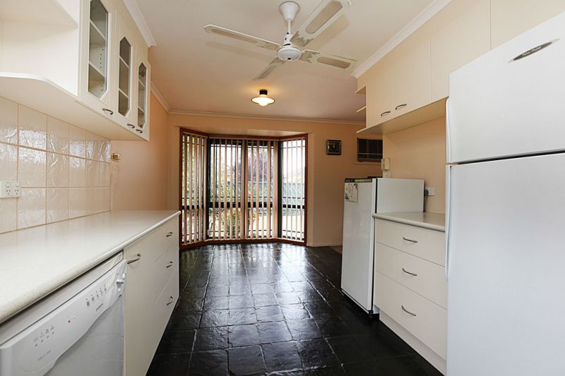 56 Hook Street, Altona Meadows - Thumbnail 8