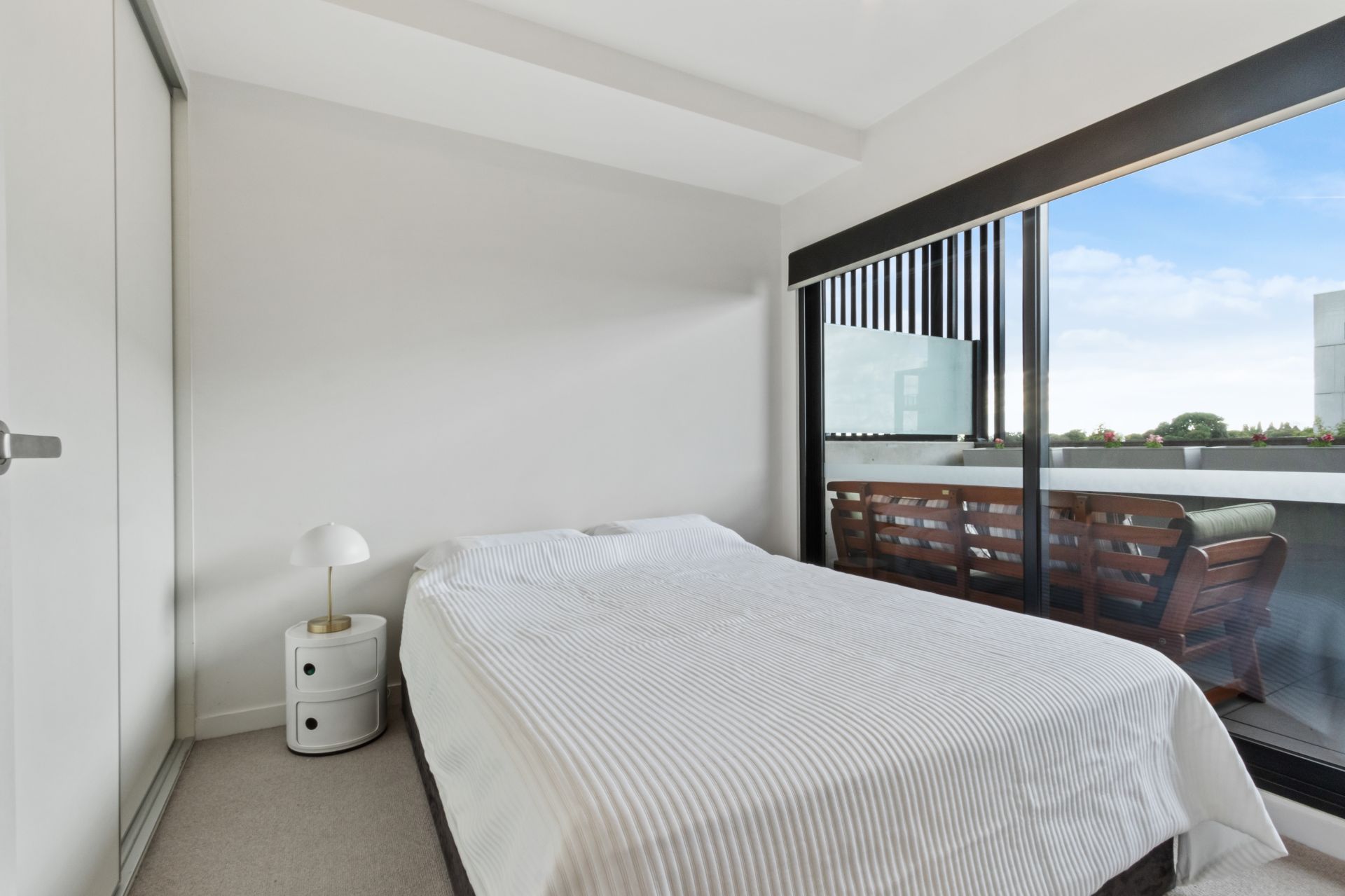 Chic one-bedroom apartment!