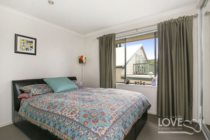 Spacious, stylish contemporary living