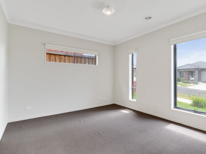 11 Leith Drive Mernda, Mernda - Thumbnail 4