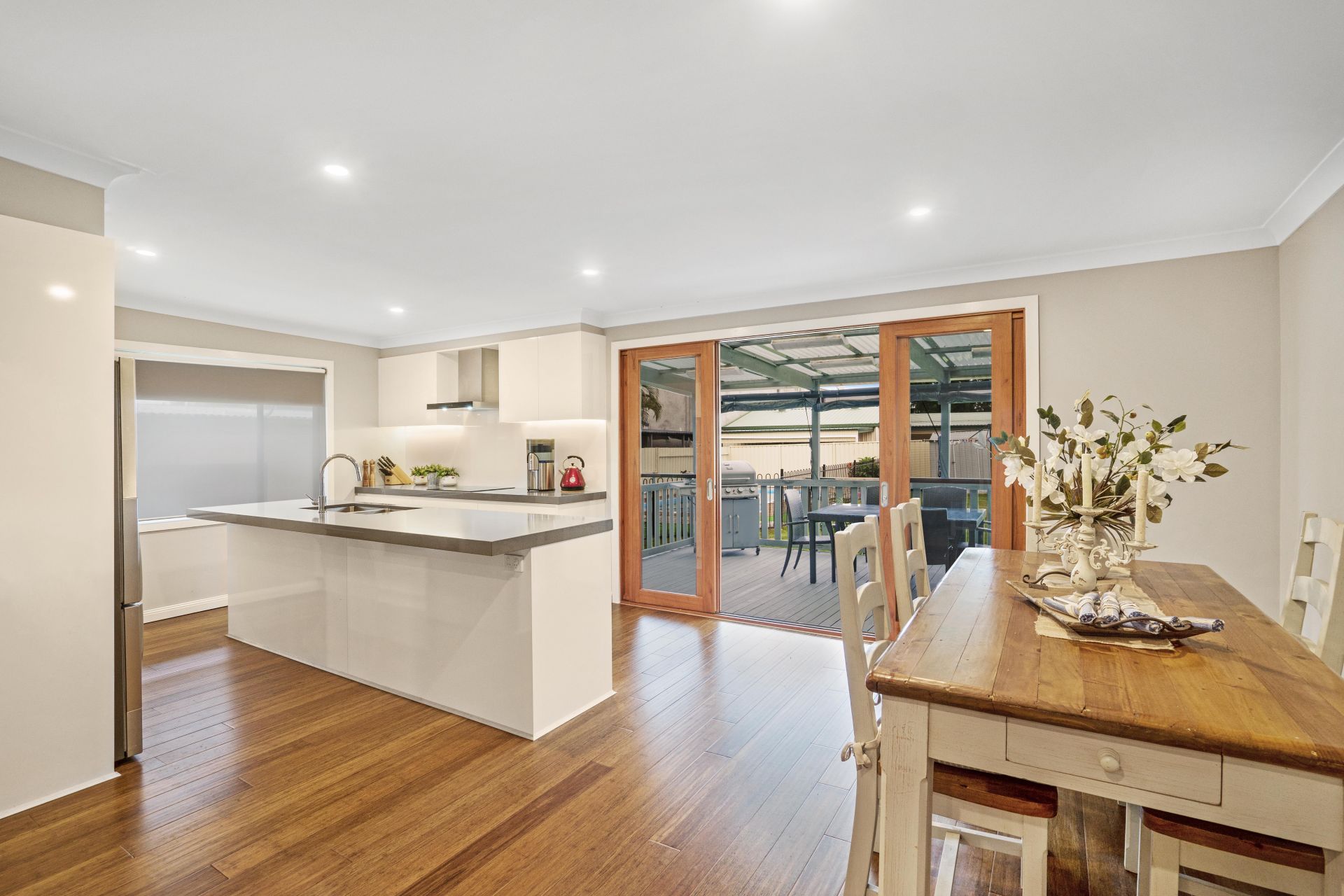 10 York Crescent Belmont North NSW, Belmont North - Thumbnail 4