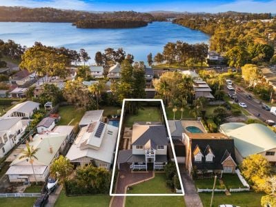 Narrabeen - 55 Clarke Street