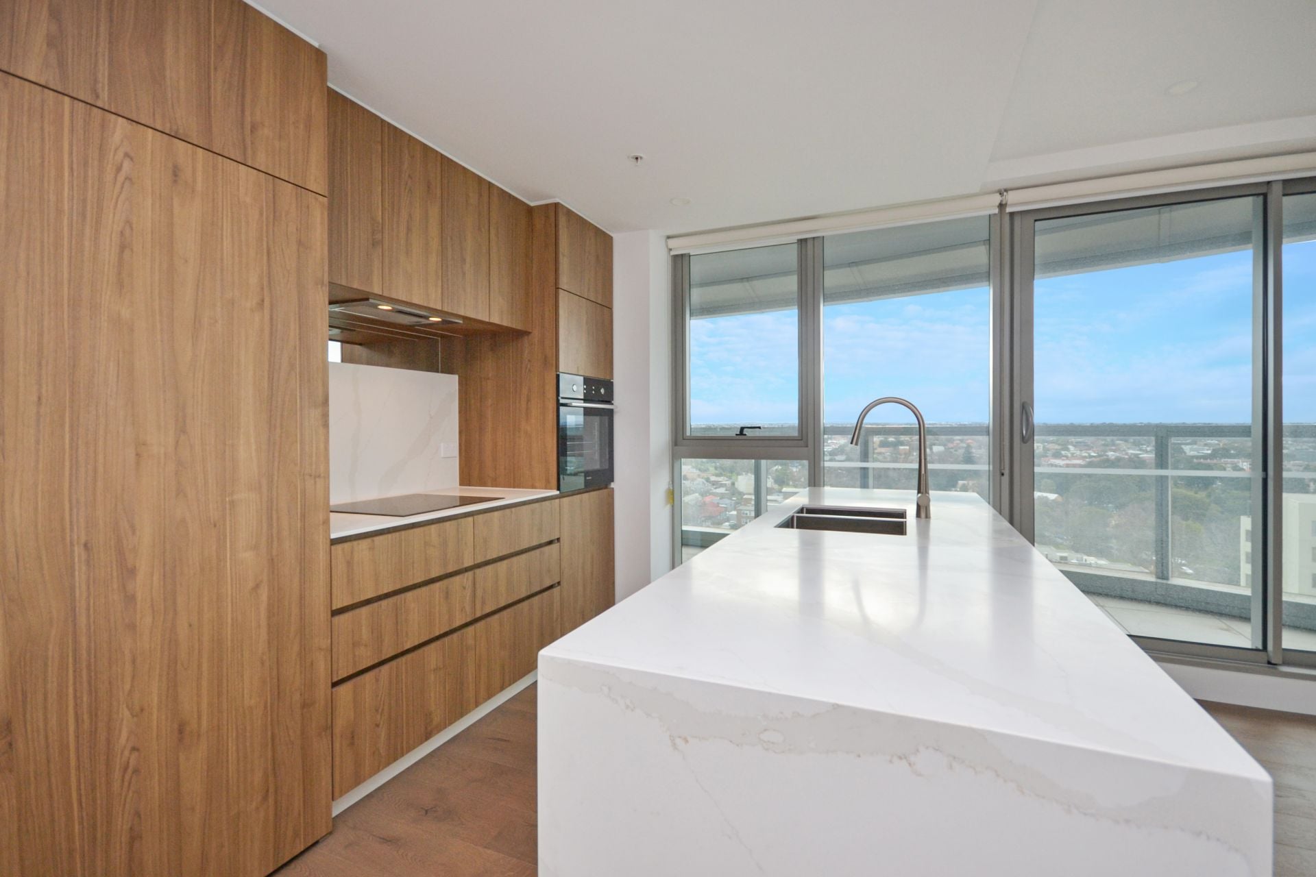 PREMIUM APARTMENT LIVING