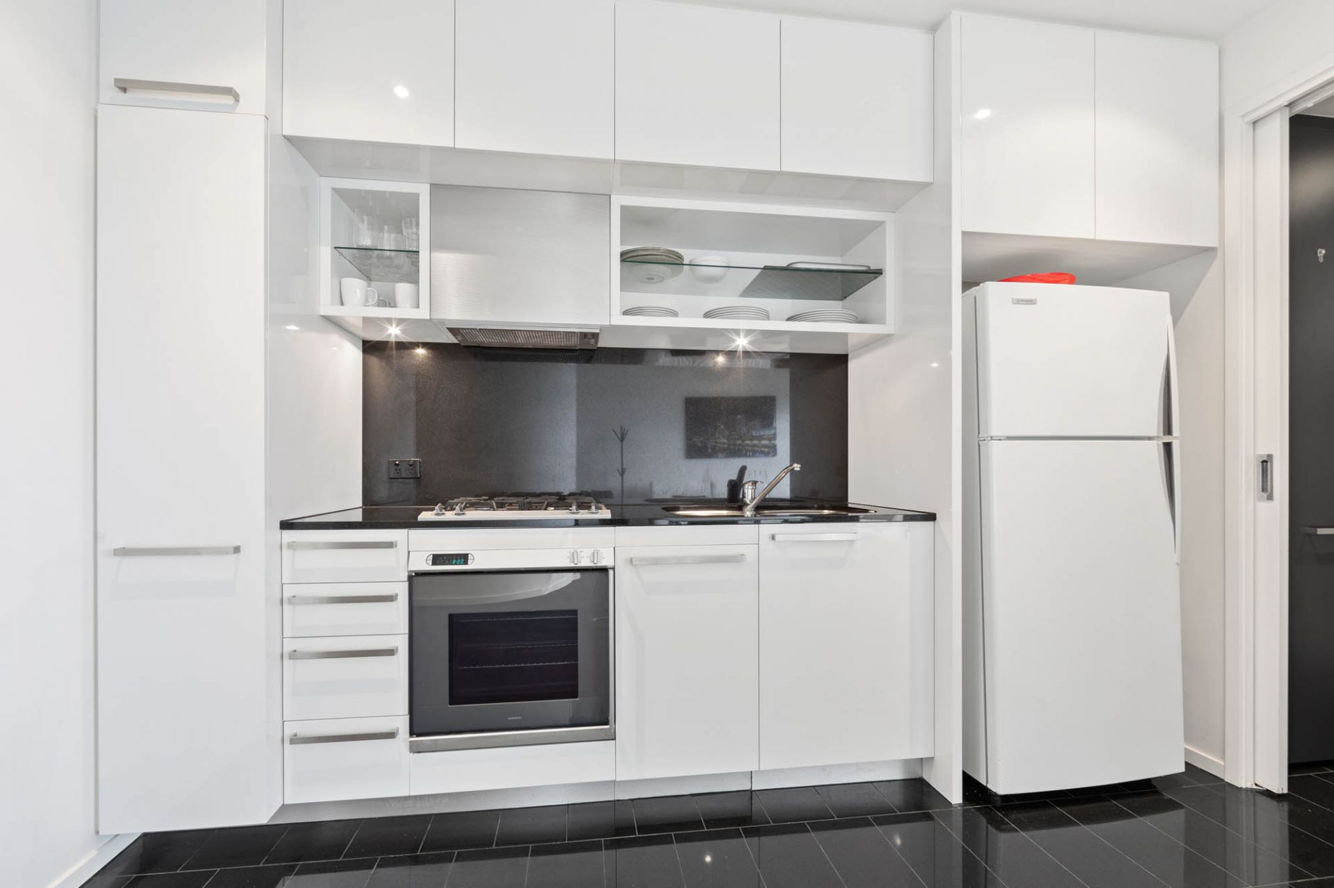 4703/7 Riverside Quay, Southbank - Thumbnail 3