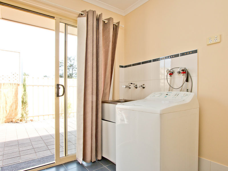 1A Devon Street  Enfield 5085