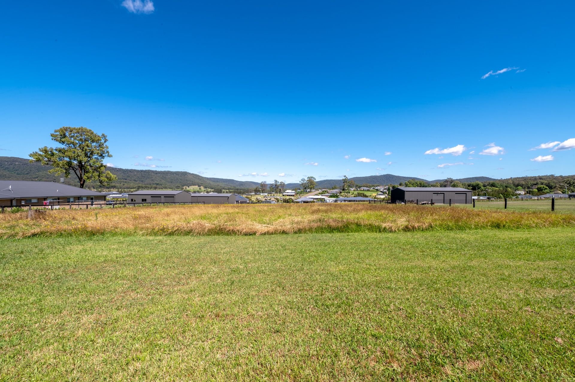 Real Estate For Sale 7 Holdaway Close Millfield , NSW