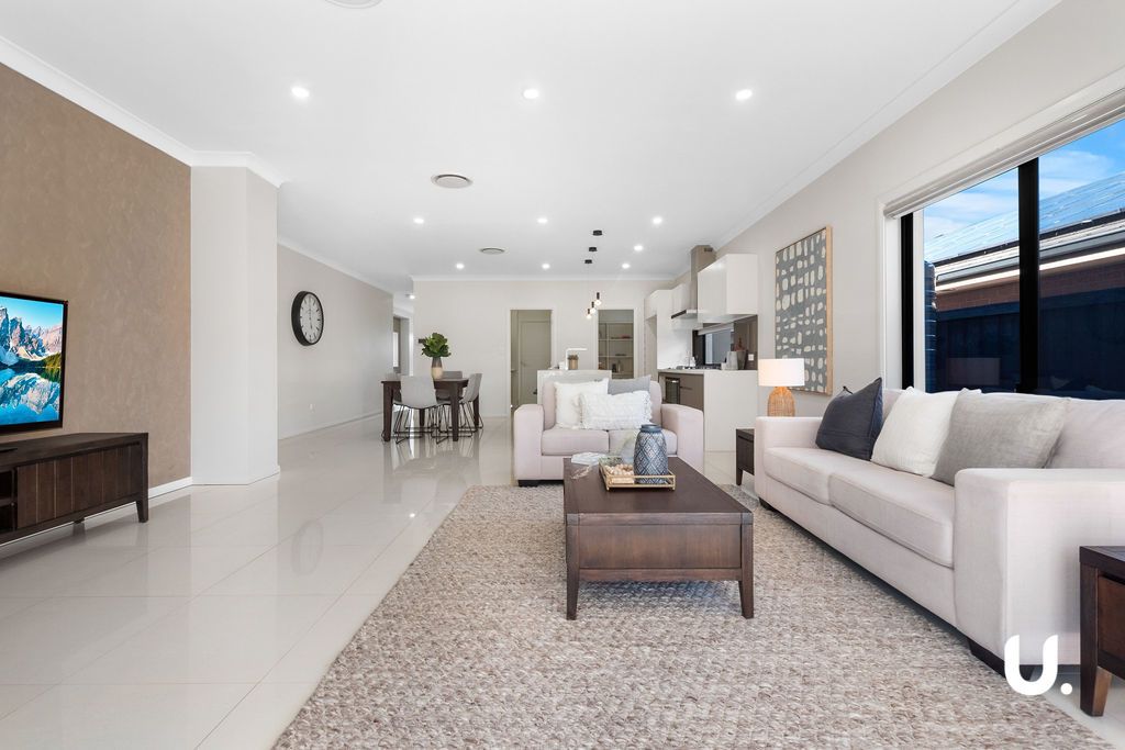 Colebee 15 Birkdale Street