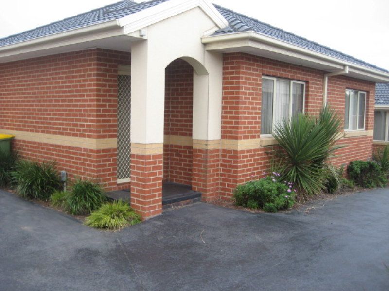 Fantastically Located, Low Maintenance Unit.