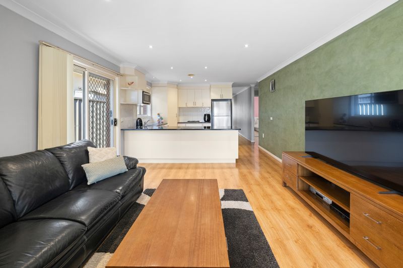 11 Pro Hart Way, Caroline Springs