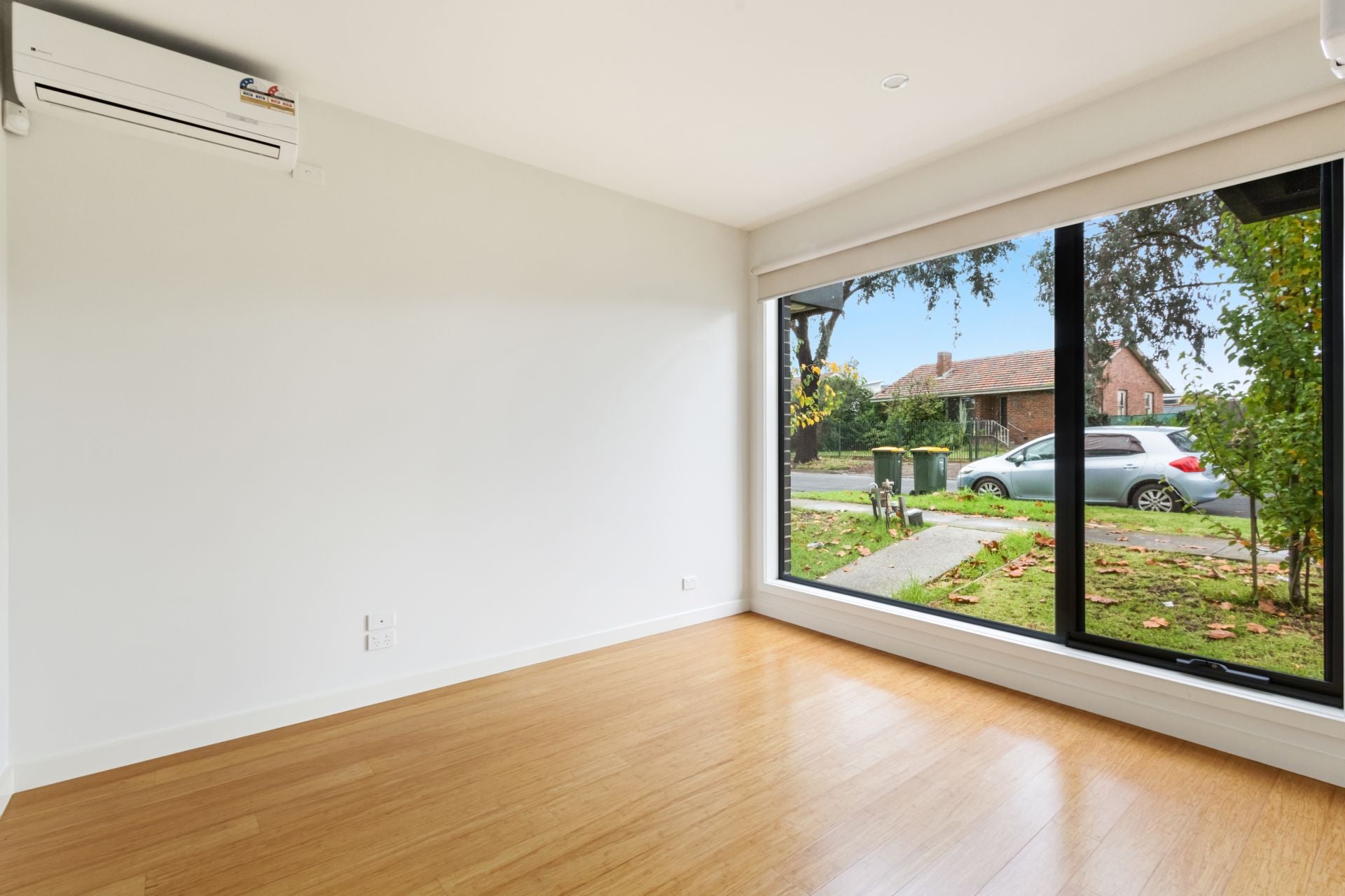 SPACIOUS AND LIGHT FILLED