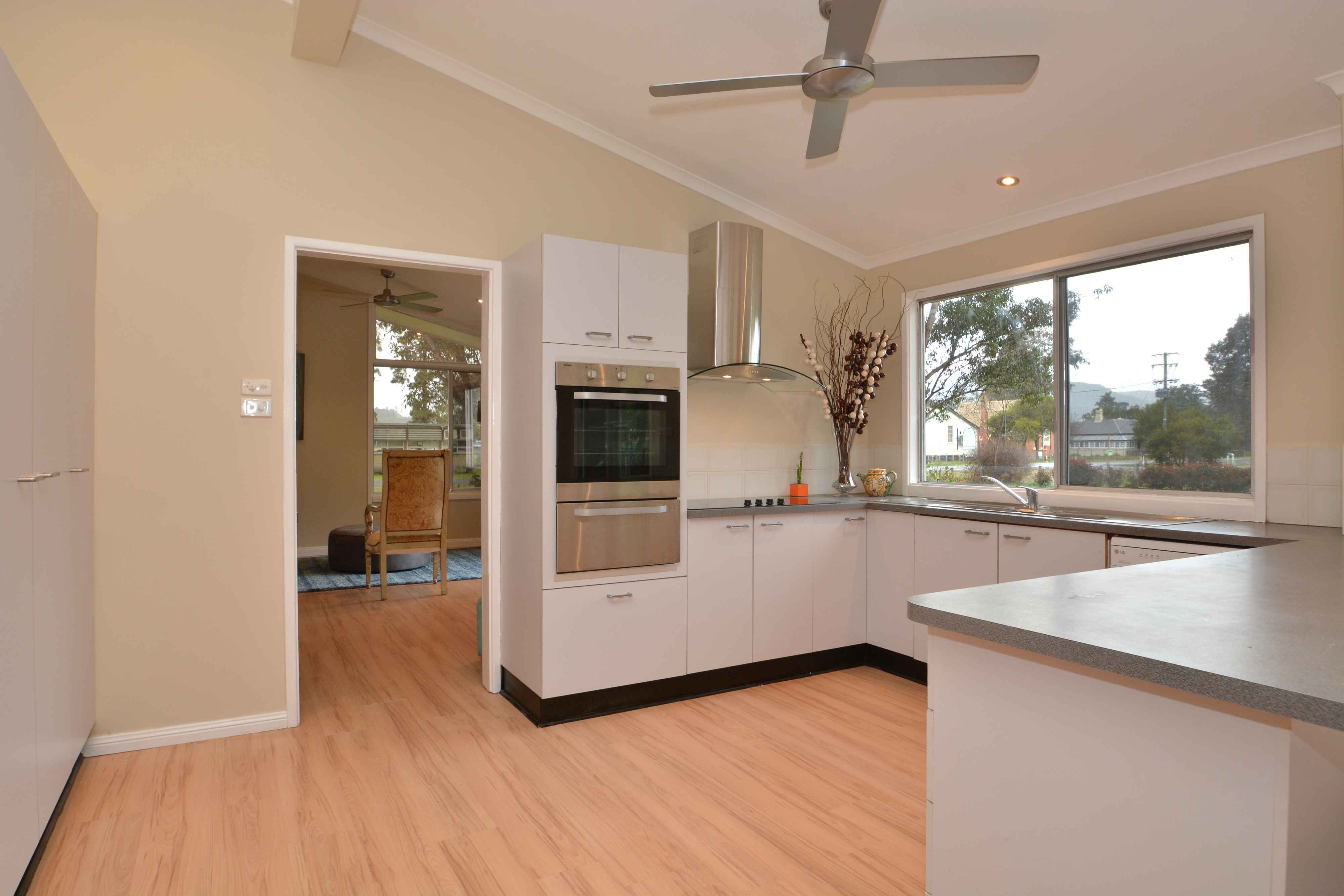 Sold Property 371 000 For 27 Cochrane Street Broke Nsw 2330
