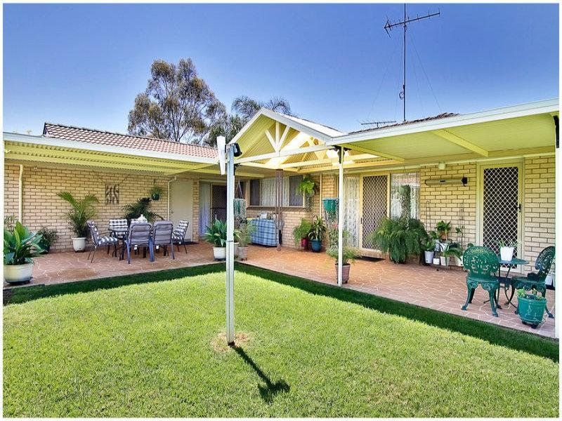 19 Ivy Avenue, McGraths Hill - Thumbnail 5