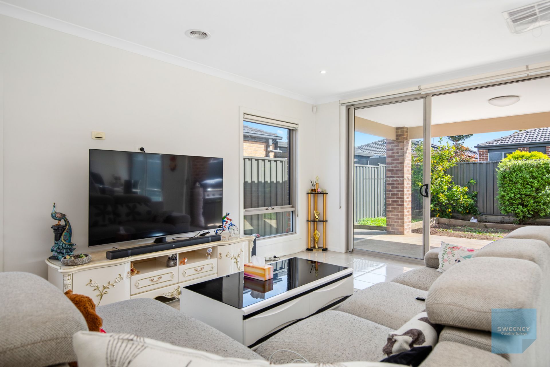 27 Aria Boulevard, Fraser Rise - Thumbnail 8