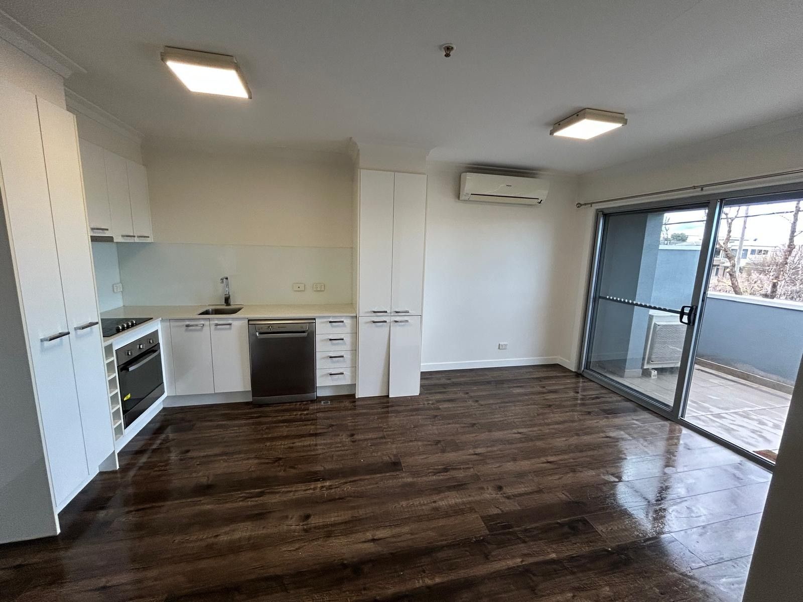 CUTE APARTMENT IN NORTHCOTE