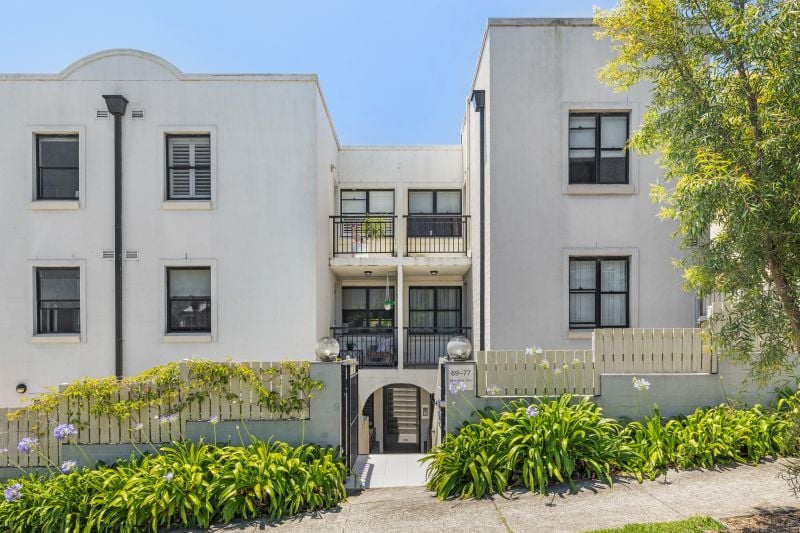 1/69-77 Bertram Street, Mortlake