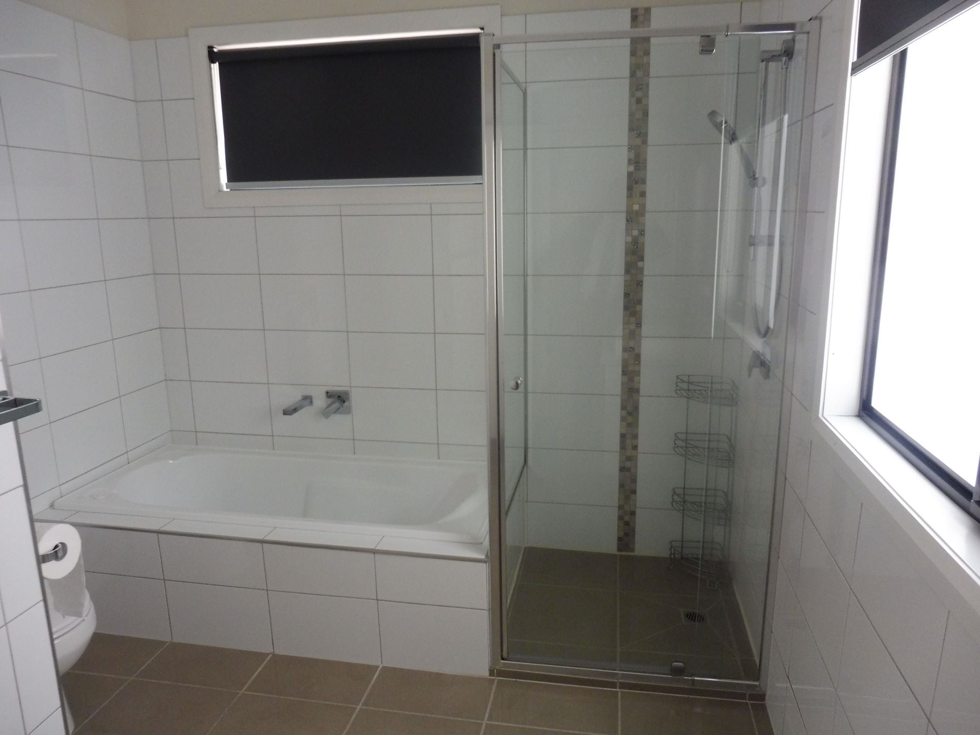 AS NEW 3 BEDROOM TOWNHOUSE