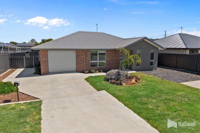 2
 
 
 
  
 
 
 1
 
 
 
  
 
 
 1
 
 
 
 
 
 
 
 2 Scully Street, Latrobe TAS 7307, Latrobe - Thumbnail 2
