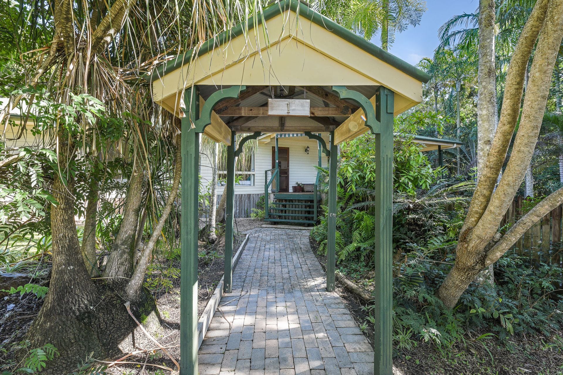 1 Tatiara Court Nambour QLD, Nambour - Thumbnail 3