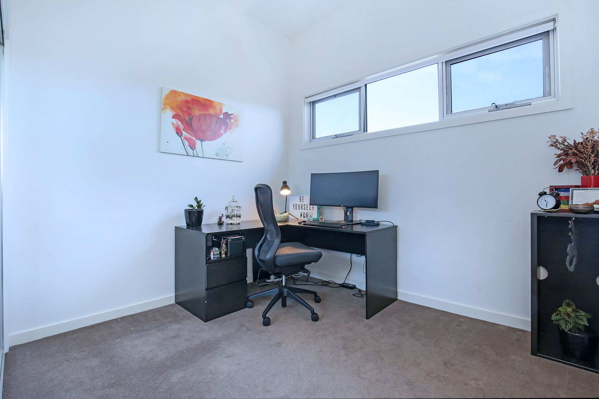 Oversized Unit with Stunning Views