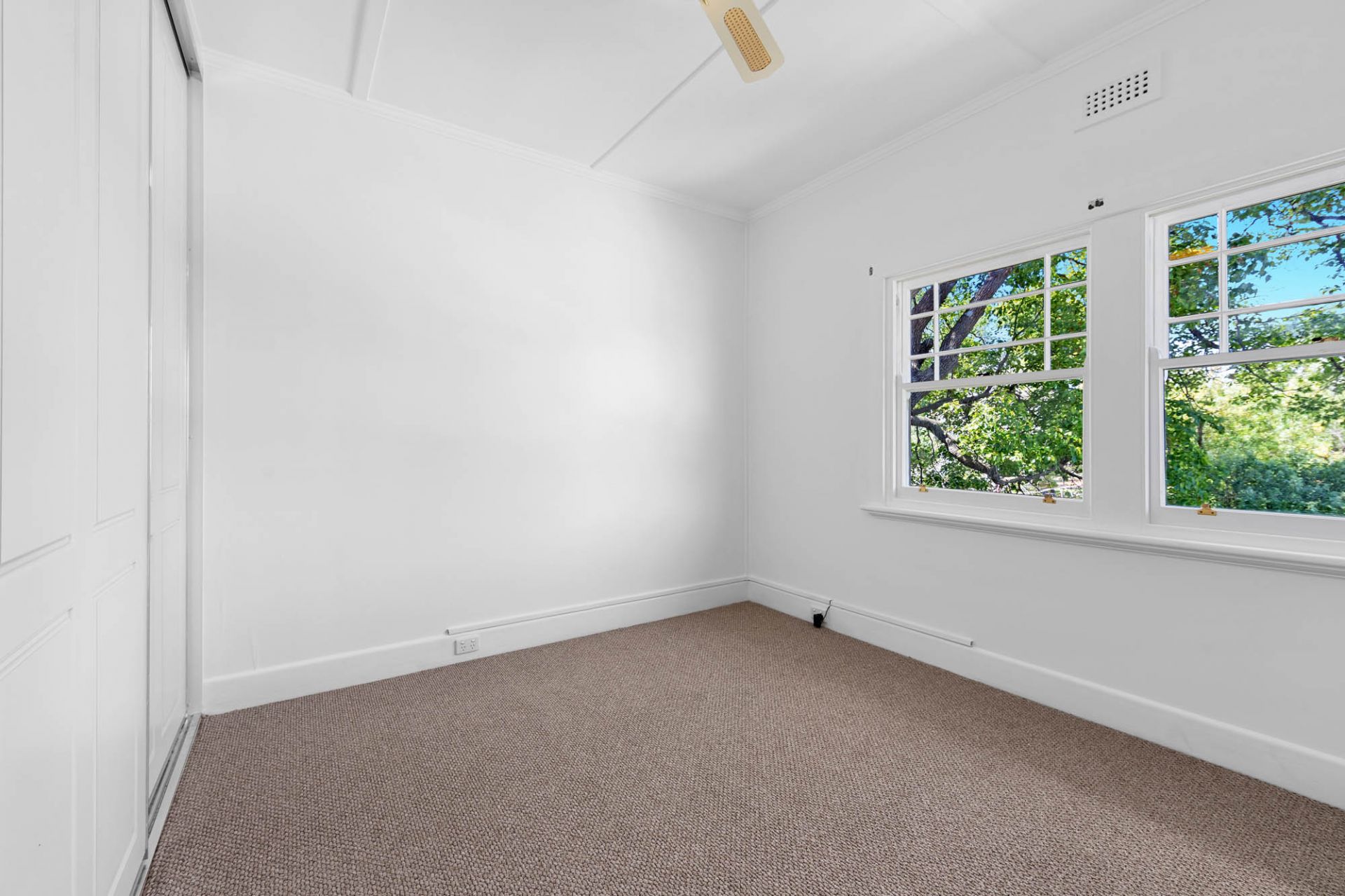 46 Beacon Road, Port Melbourne - Thumbnail 7
