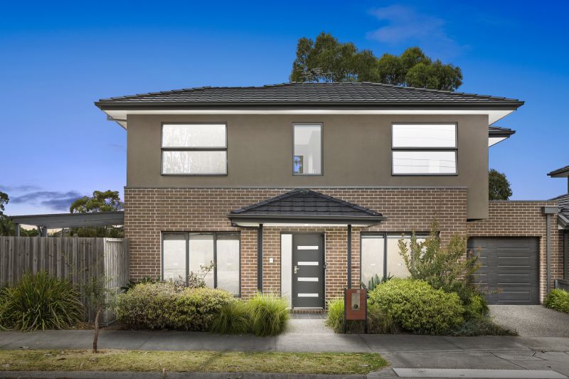 52 Old Plenty Road, South Morang